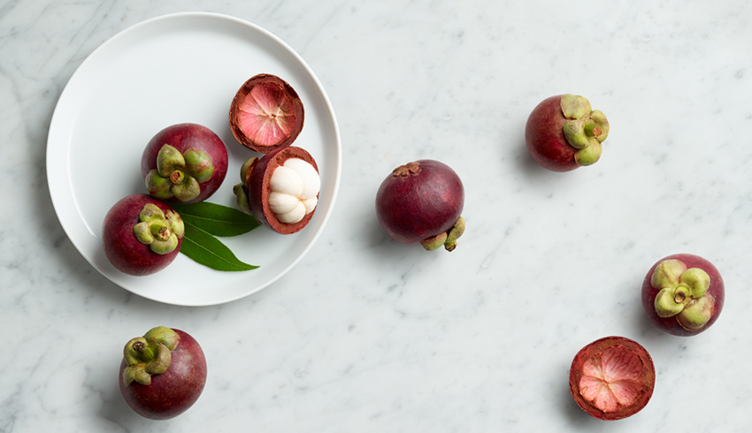 What Are the Skin & Health Benefits of Mangosteen?
